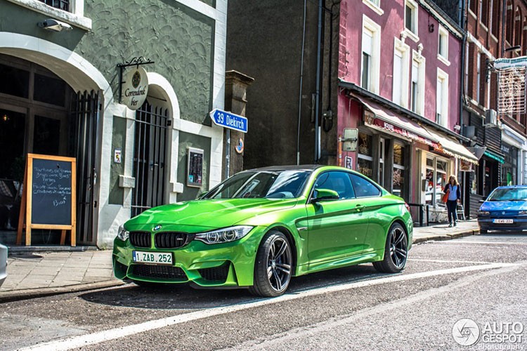 Chi ca tram trieu dong “thay ao moi” cho BMW M4-Hinh-5